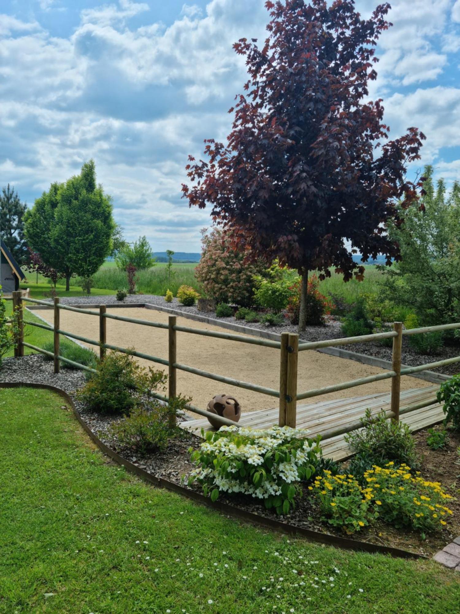 L' Albizia Guest House Pintheville Екстериор снимка