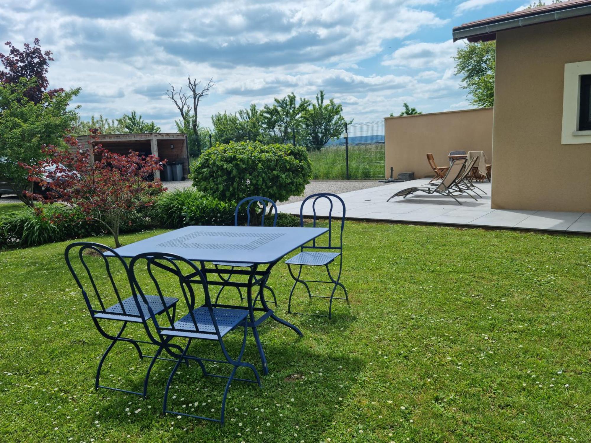 L' Albizia Guest House Pintheville Екстериор снимка